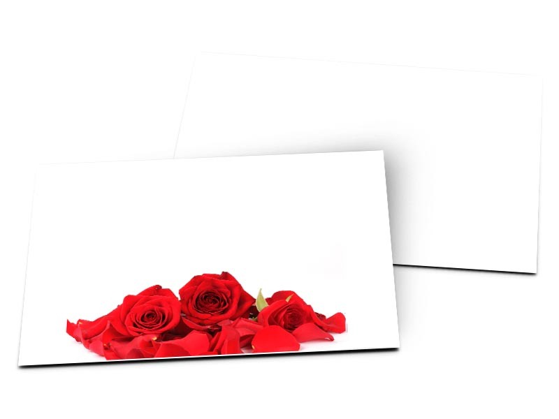 Maquette De Carte Blanche D'invitation Avec Une Rose Rouge